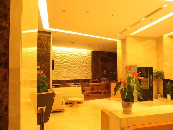 فندق نان شانجفي  جينجيانج متروبولو نانتشانج هونجوتان واندا بلازا المظهر الخارجي الصورة